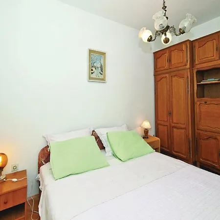 Halilovi - Two Bedroom 1 Τρογκίρ